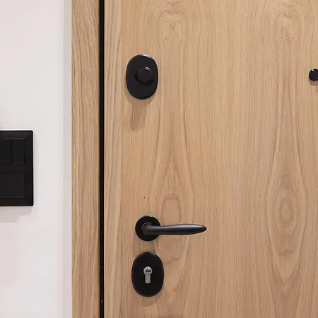 Urban Folks Svolou Apartment *